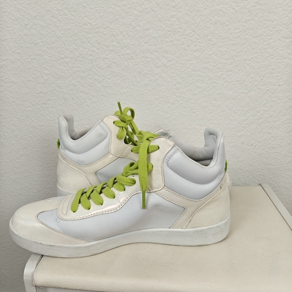 Armani Exchange High Top Lace Sneakers In Op White Acid Lime Size 9 Women's - Picture 7 of 10